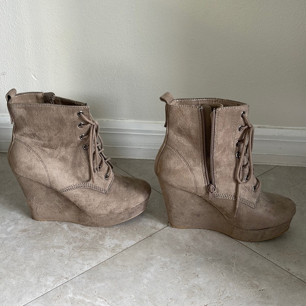 Women’s ancle boots - Picture 3 of 6